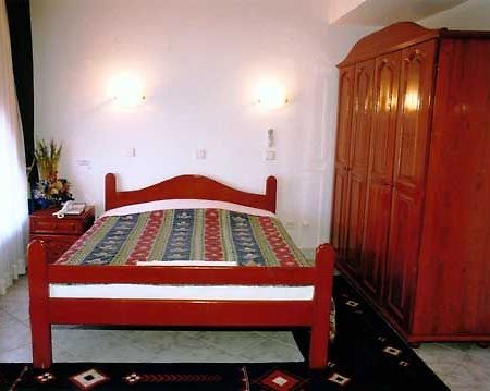 Hôtel Brams Es à Skopje Extérieur photo
